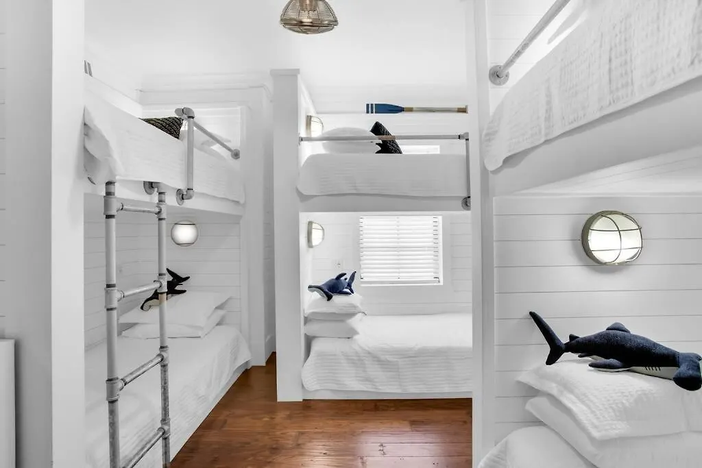 Large 4 Bedroom With Bunk Room And 2 Golf Carts! Destin 0*,  United States